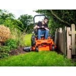 Tondeuse autoportée à rayon de braquage zéro Kubota Z122R – Image 6